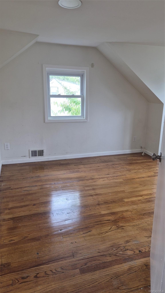 94 Gates Avenue - Photo 9