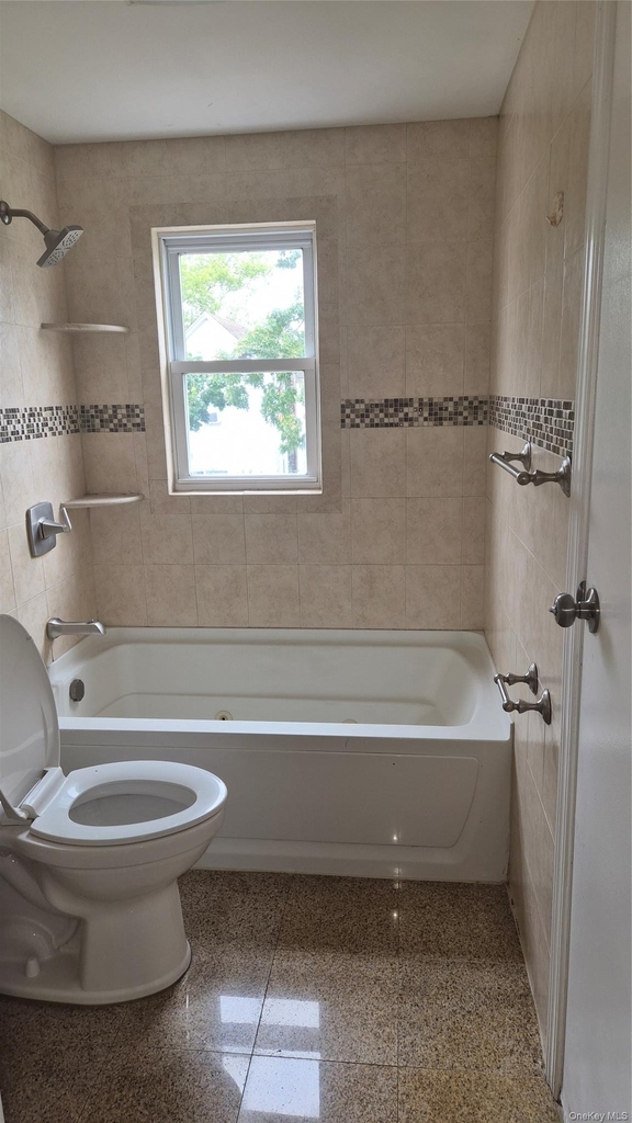 94 Gates Avenue - Photo 13