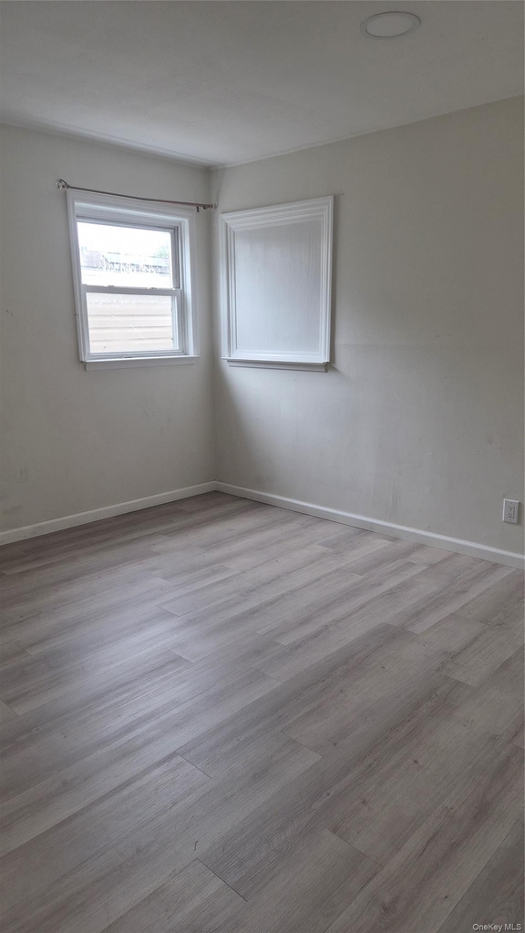 94 Gates Avenue - Photo 3