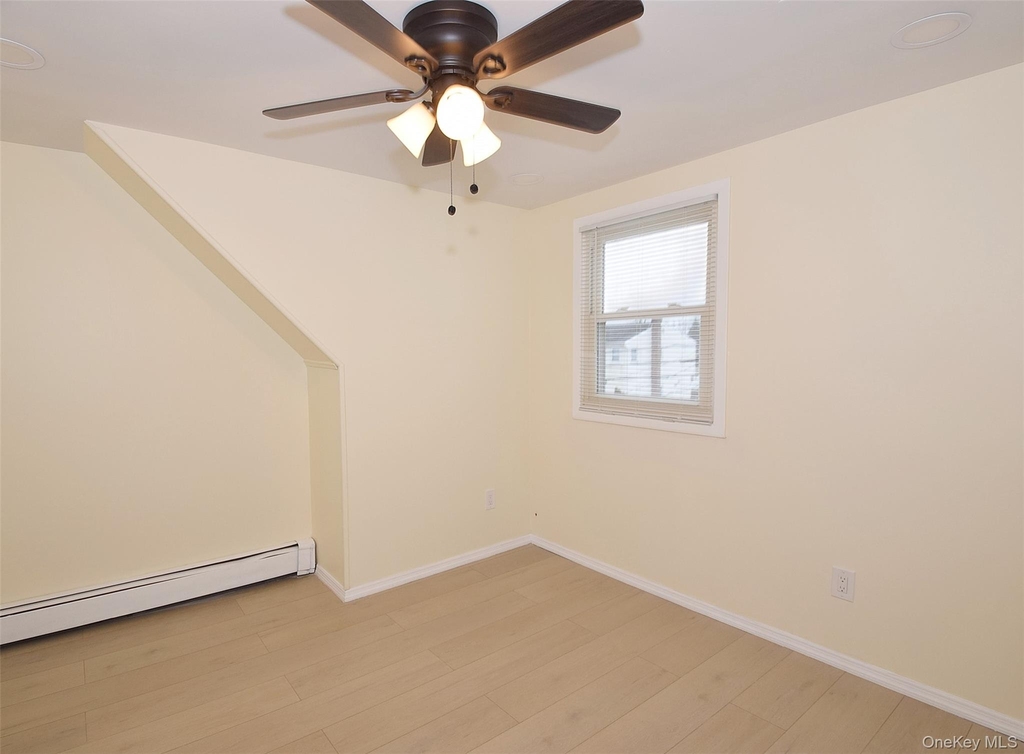 37 Amby Avenue - Photo 5