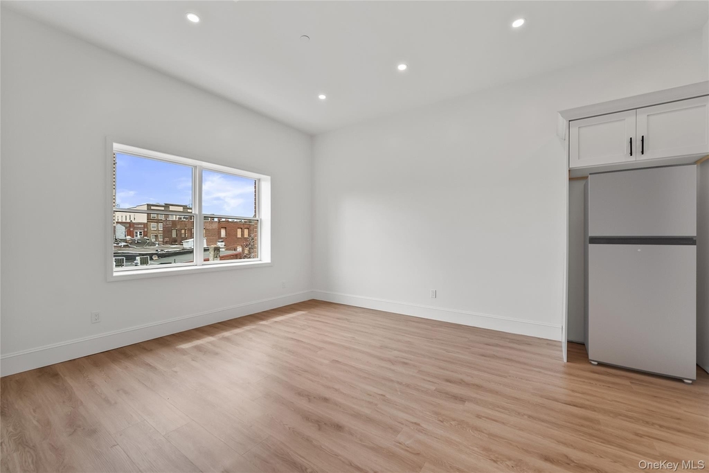 48 North Street - Photo 3