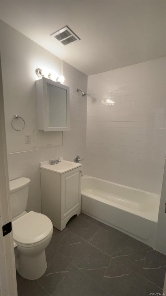 671 Bronx River Road - Photo 4