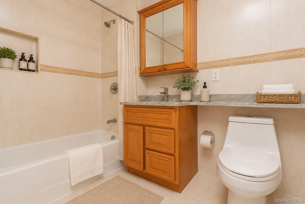 3561 84th St - Photo 4