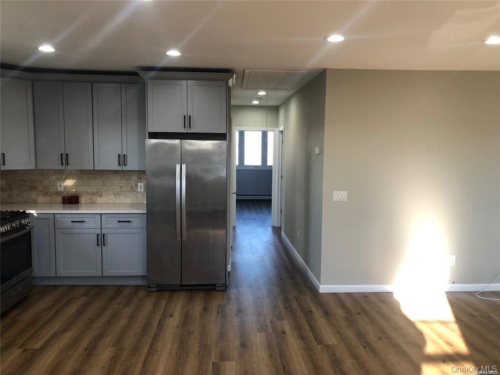 281 Dogwood Avenue - Photo 3