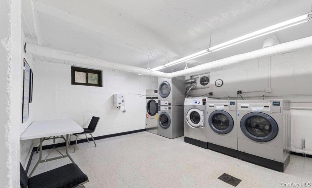 73-50 Bell Boulevard - Photo 13