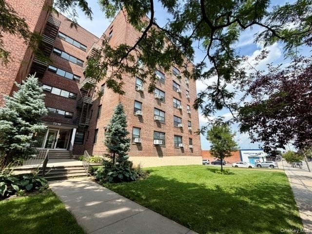 73-50 Bell Boulevard - Photo 3