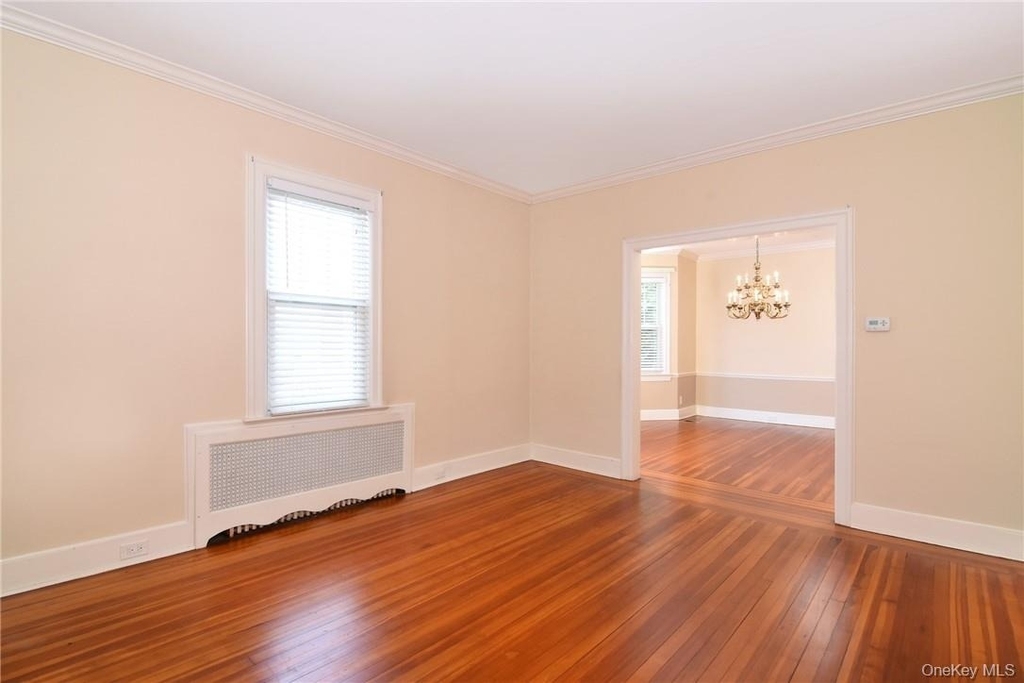 218 Second Avenue - Photo 8