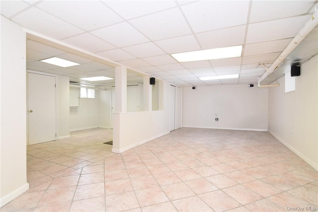 218 Second Avenue - Photo 18