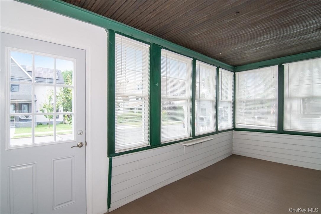 218 Second Avenue - Photo 2