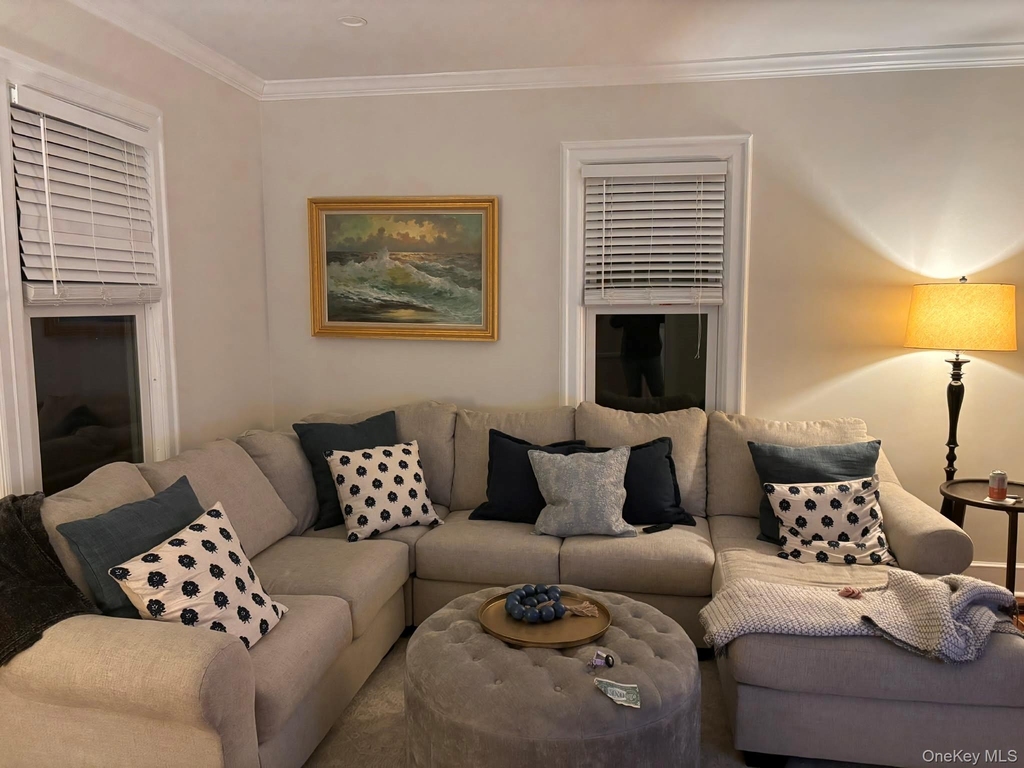 218 Second Avenue - Photo 9