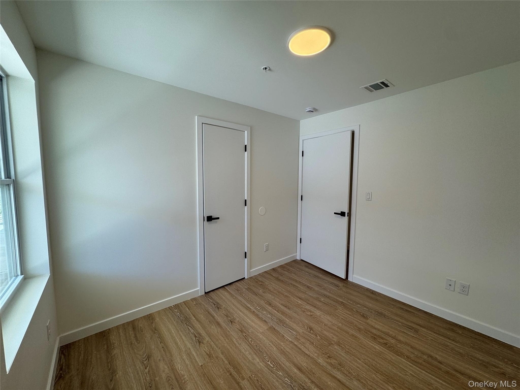 13 Park Avenue - Photo 11