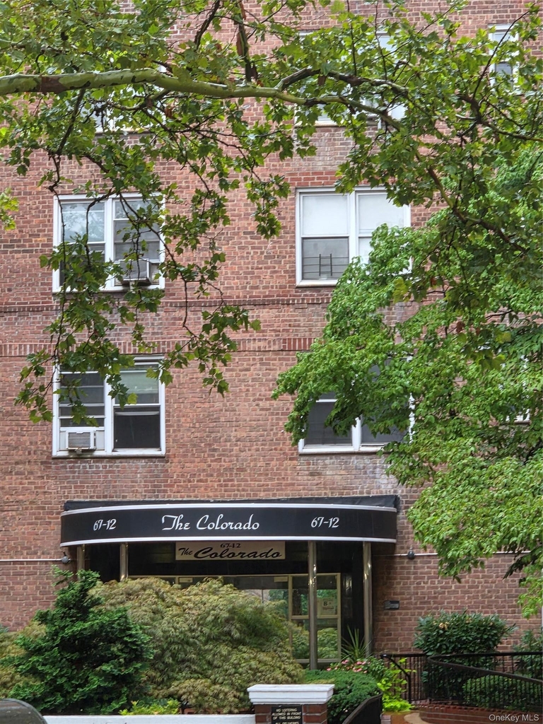 67-12 Yellowstone Boulevard - Photo 15