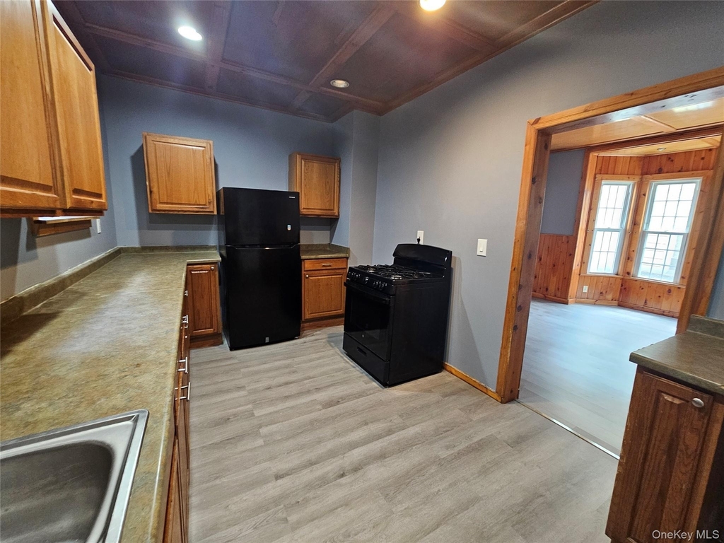 81 Franklin Street - Photo 4