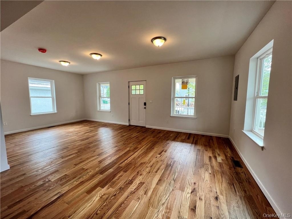 126 Main Street - Photo 2