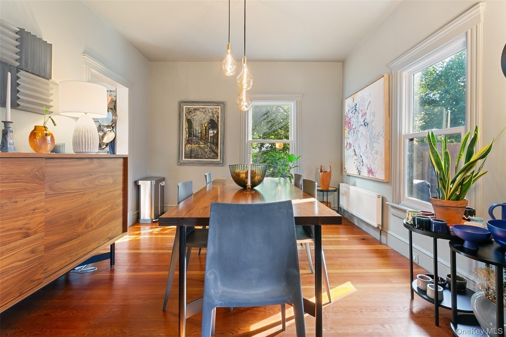 27 Spring Street - Photo 7