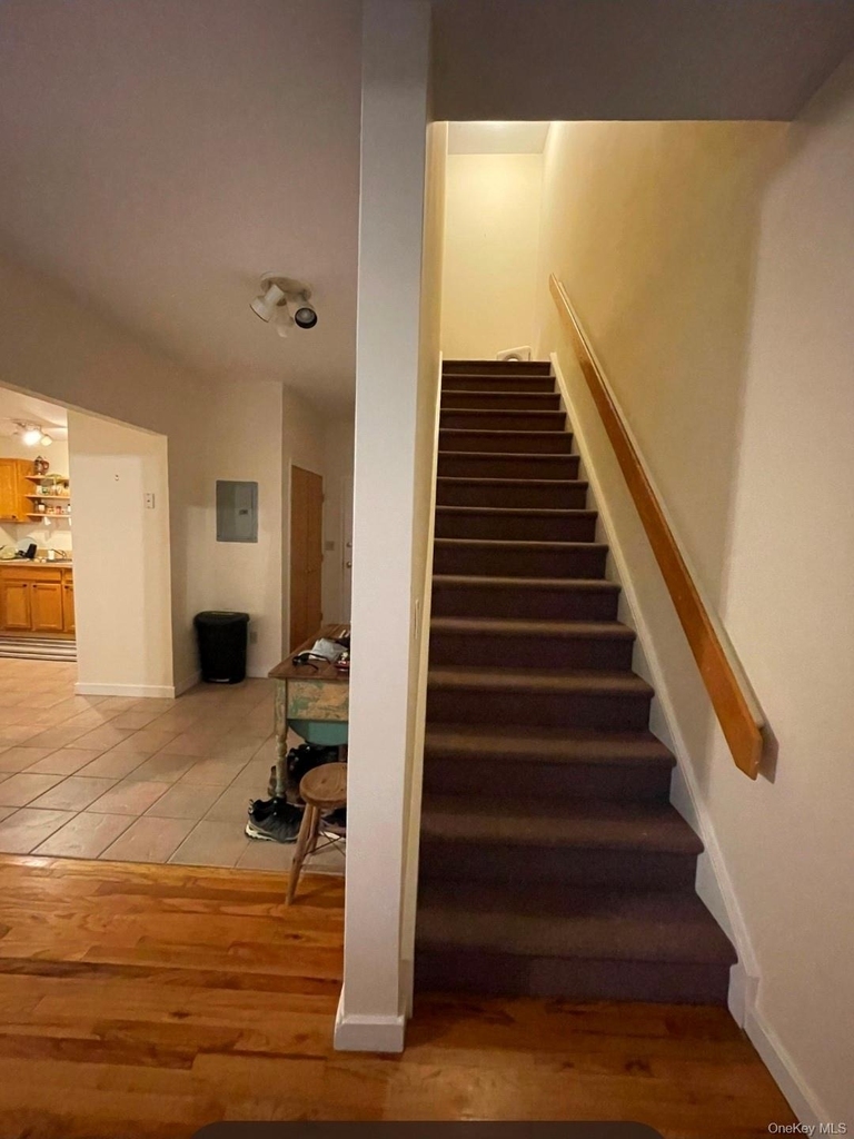 176 Main Street - Photo 4