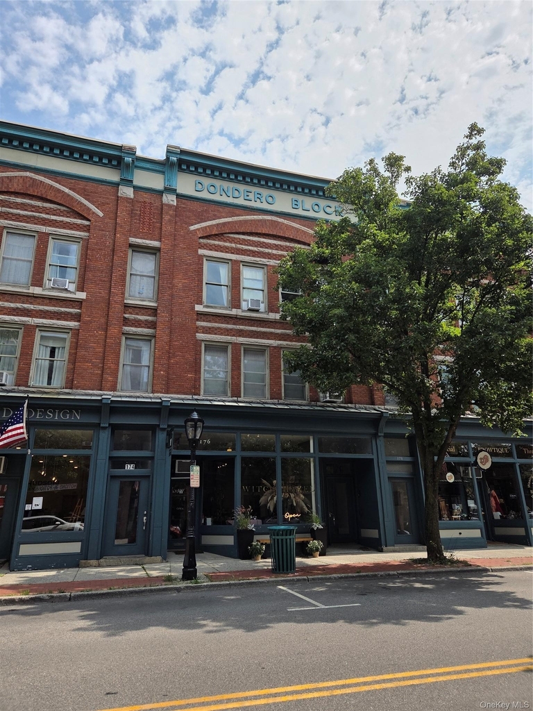 176 Main Street - Photo 15