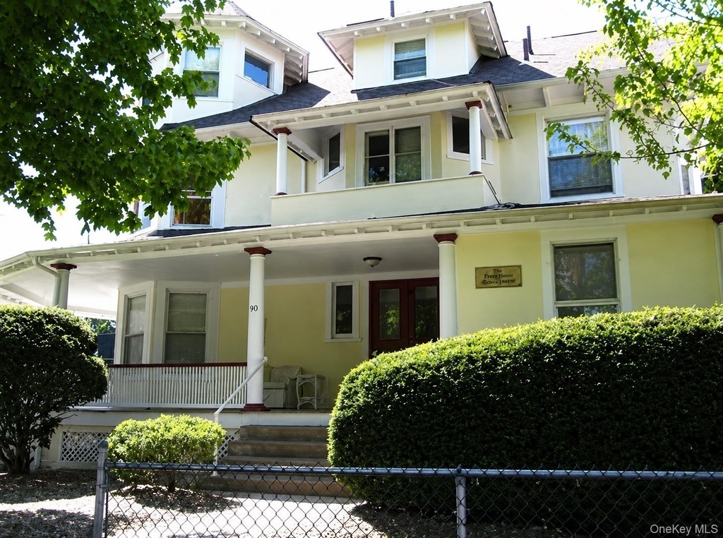 66 N Broadway - Photo 0