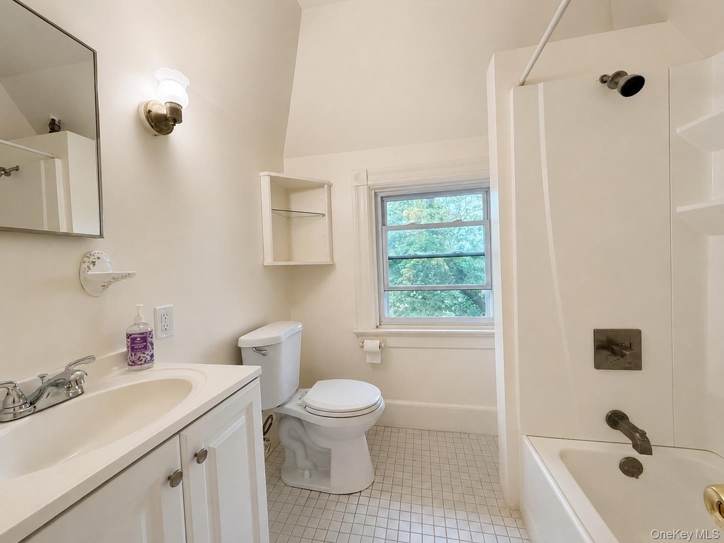 66 N Broadway - Photo 2