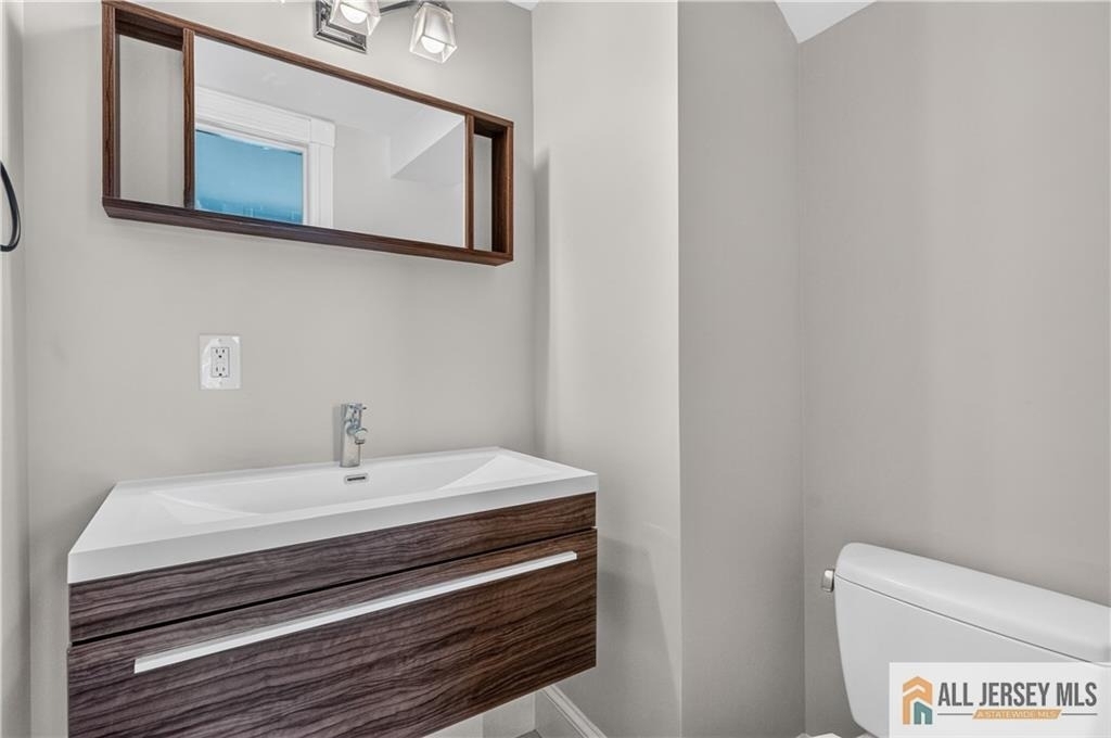 1048 Prospect Street - Photo 18
