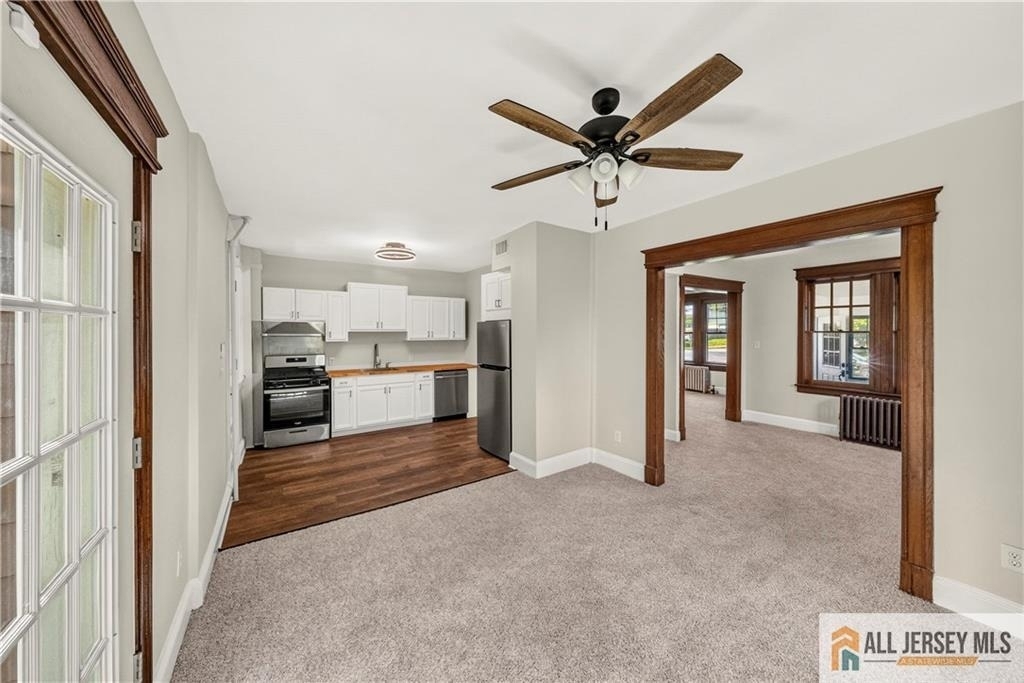 1048 Prospect Street - Photo 5
