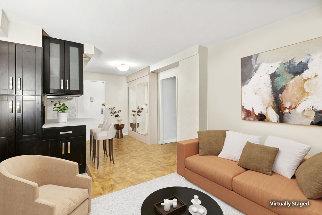 211 E 53rd Street - Photo 0