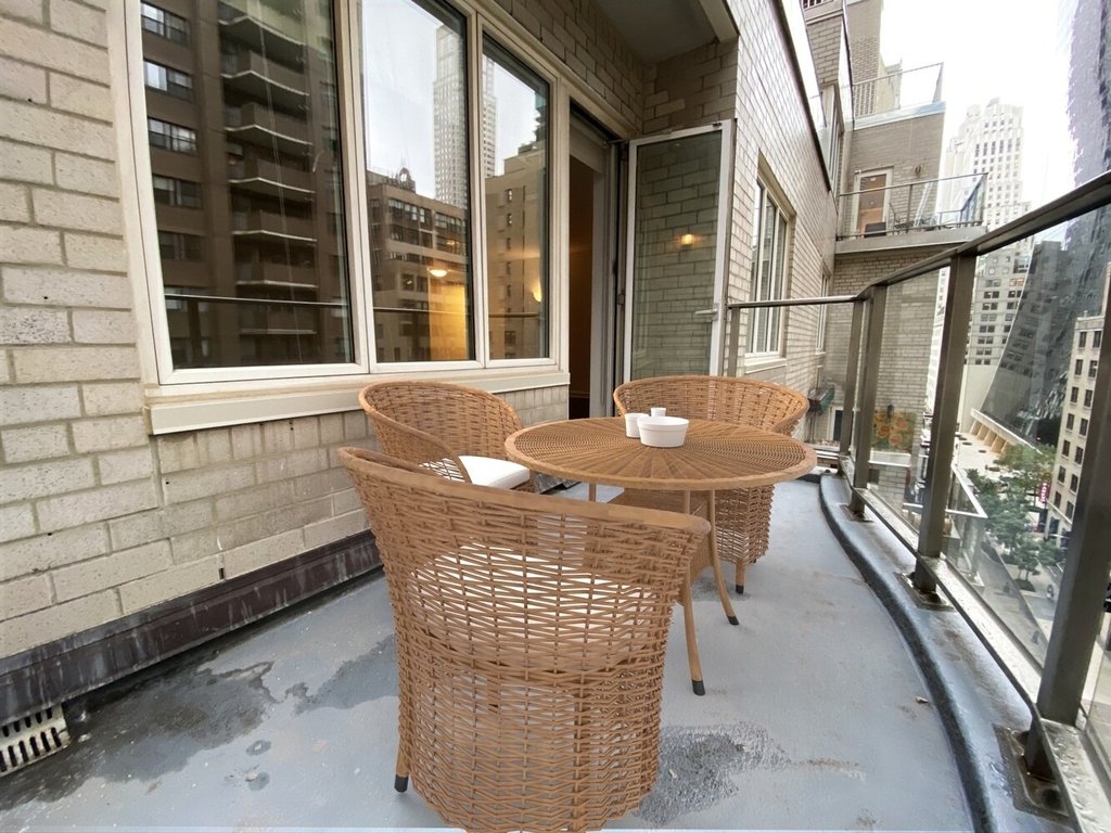 41 W 58th Street - Photo 6