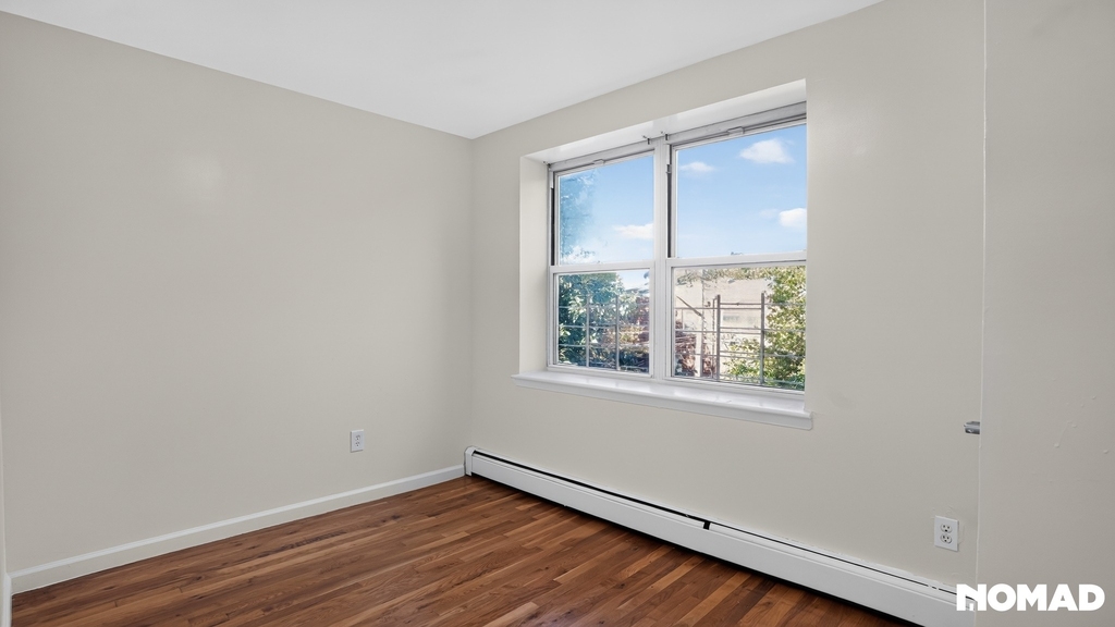 747 Essex Street - Photo 25