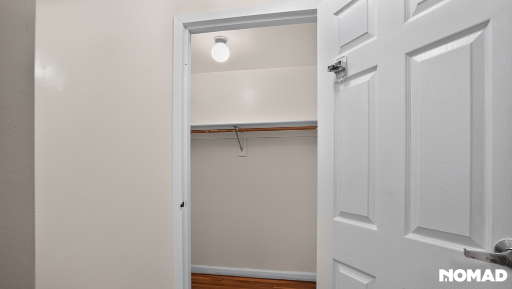 747 Essex Street - Photo 31
