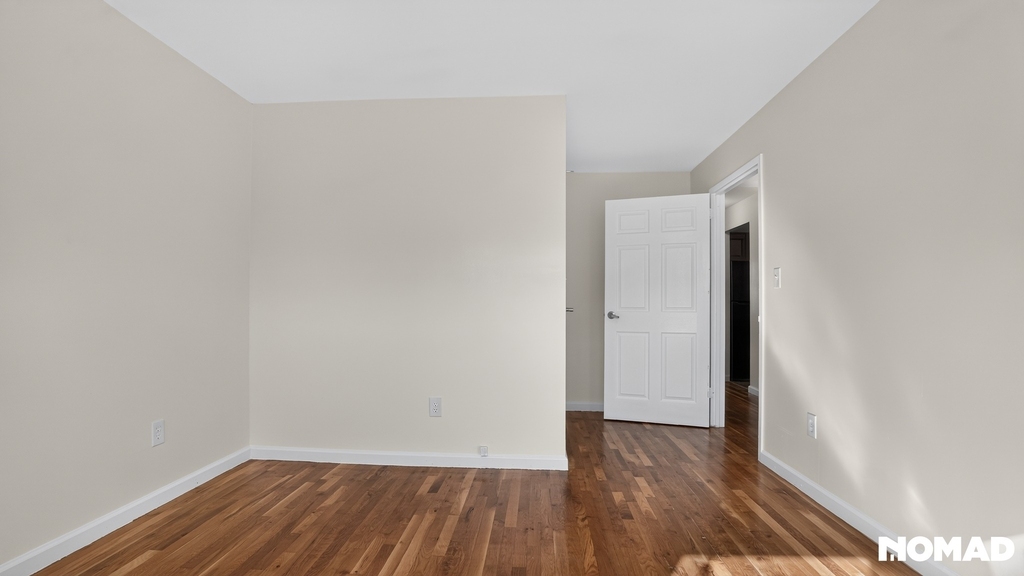 747 Essex Street - Photo 15