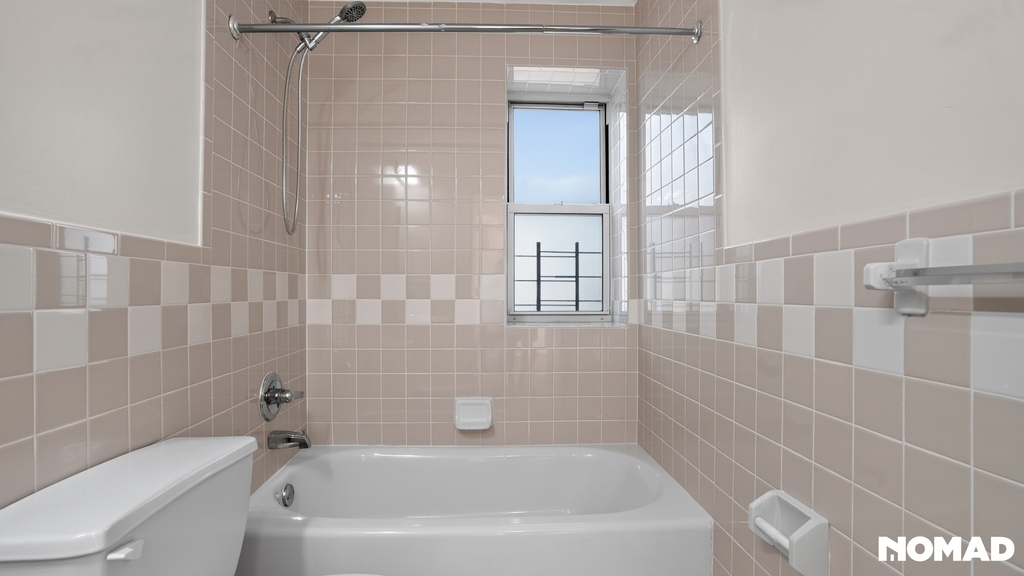 747 Essex Street - Photo 28