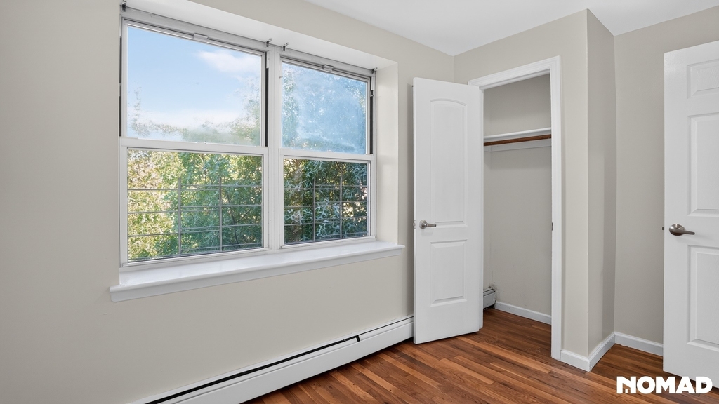 747 Essex Street - Photo 17