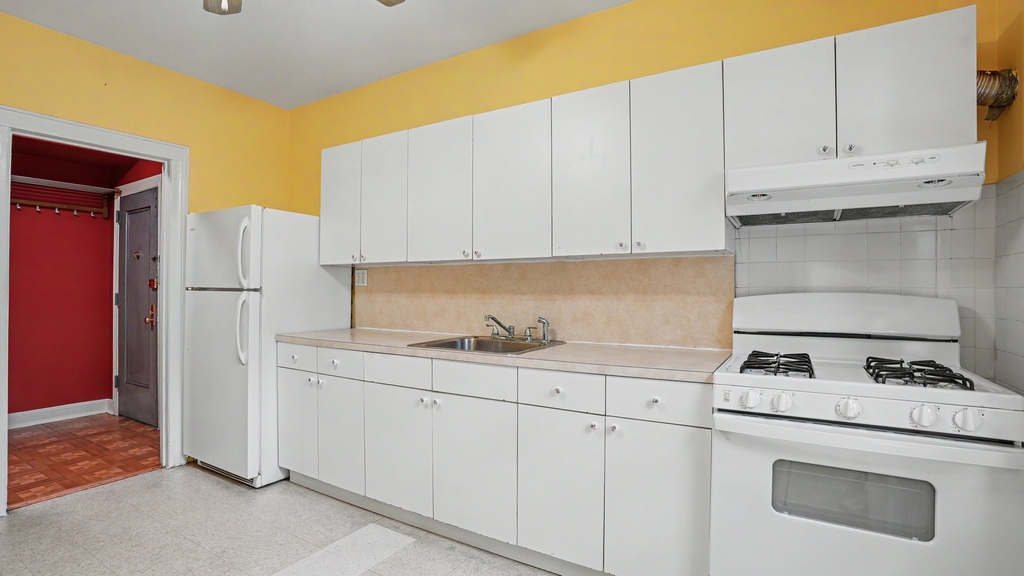 491 Grandview Avenue - Photo 2