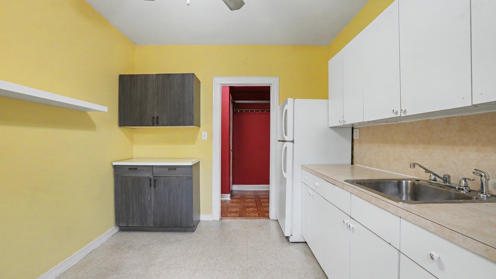 491 Grandview Avenue - Photo 3