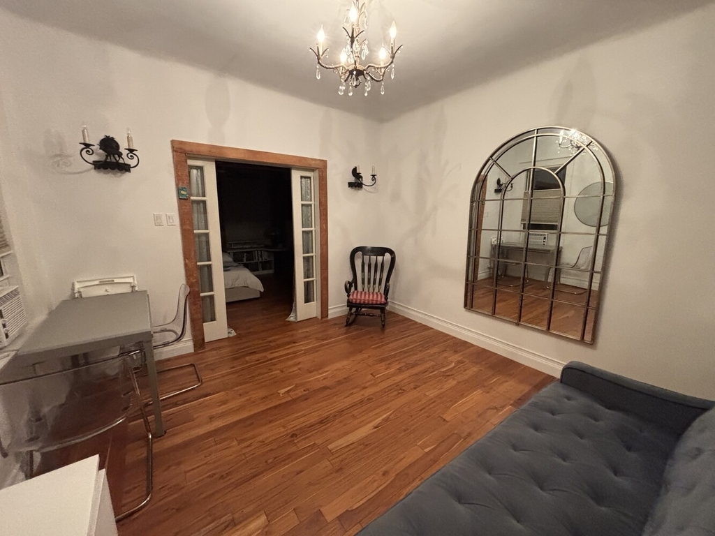 513 W 135th Street - Photo 6