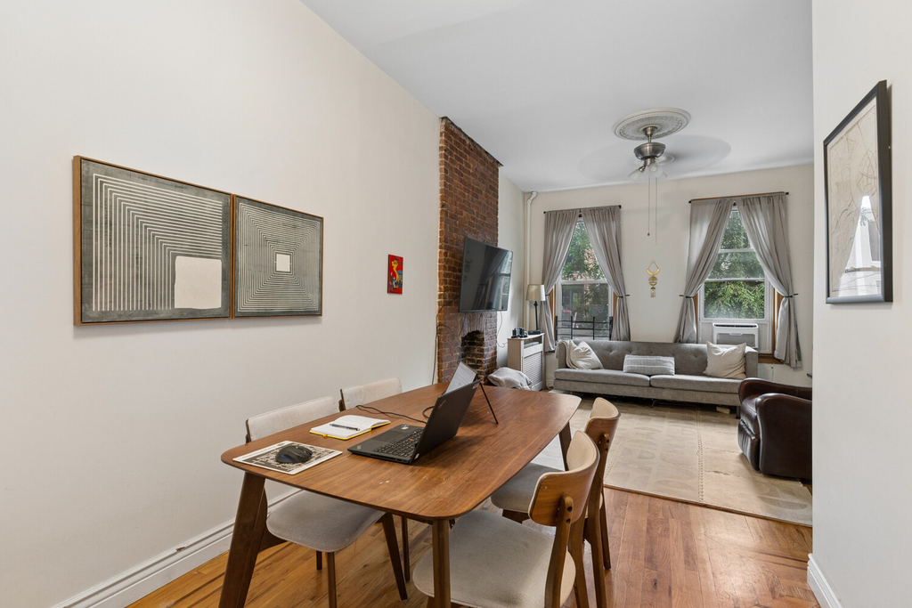 271 12th Street - Photo 1