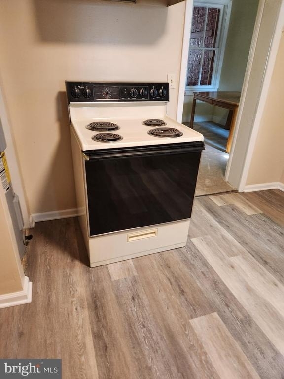 110 N Main Street - Photo 5