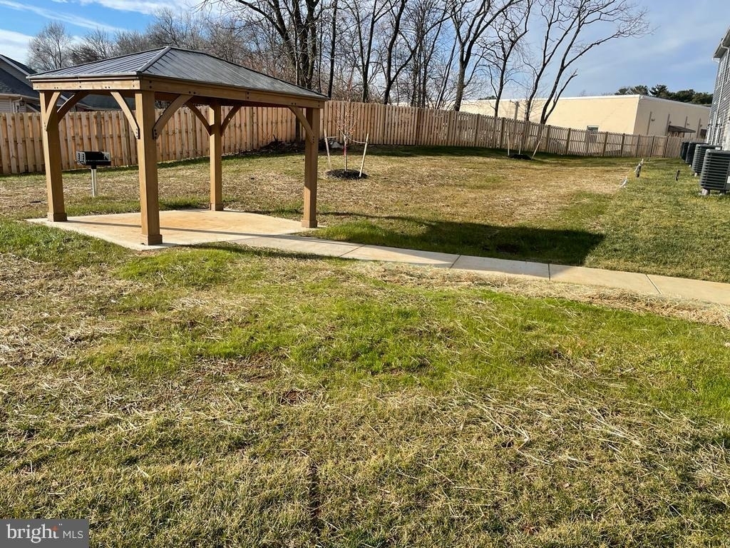 413 Tevis Street - Photo 6