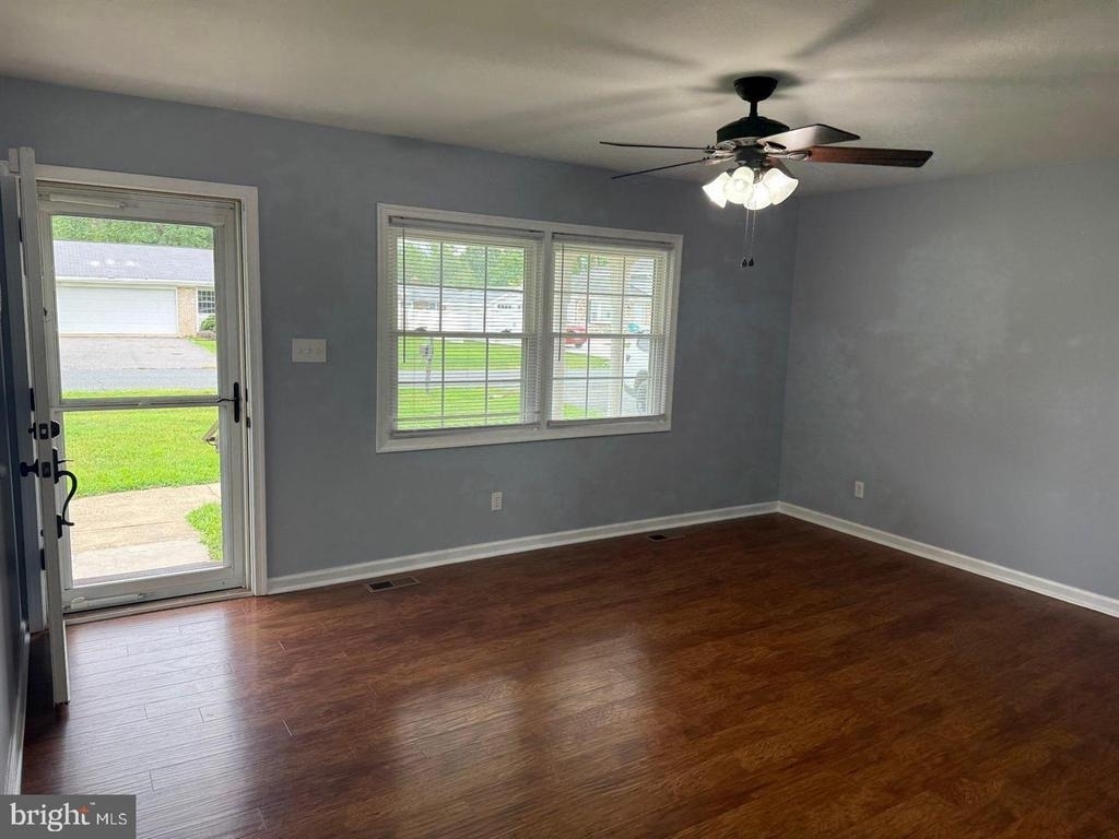 4112 Midway Street - Photo 9