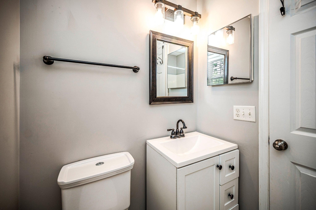 12001 Setter Drive - Photo 26