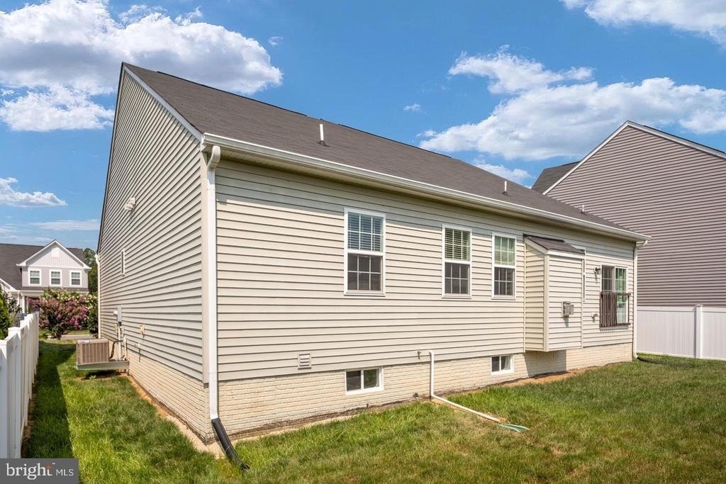 9627 Hillcrest Drive - Photo 44