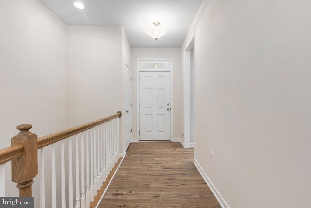 9627 Hillcrest Drive - Photo 11