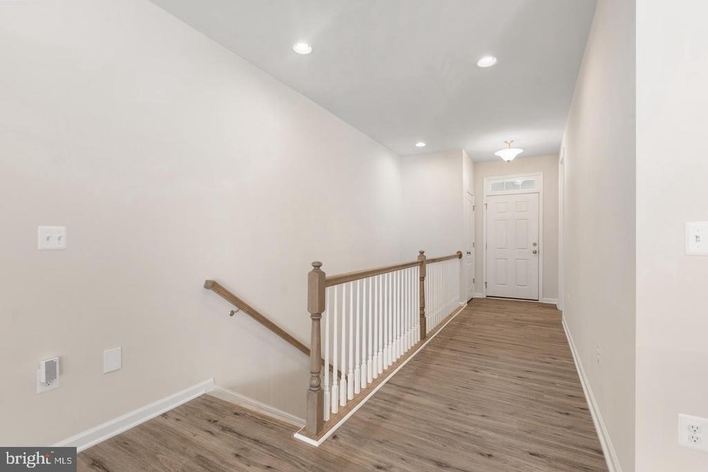 9627 Hillcrest Drive - Photo 9