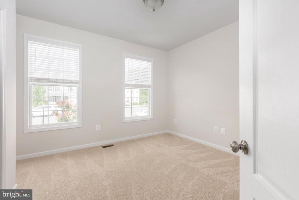9627 Hillcrest Drive - Photo 28