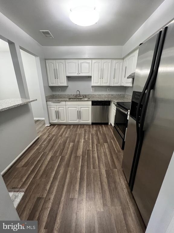 2864 Madeira Court - Photo 1