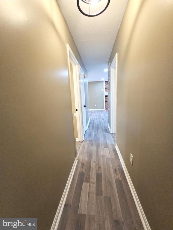 718 Lakeview Parkway - Photo 13