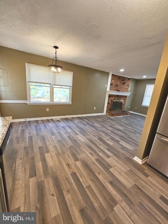 718 Lakeview Parkway - Photo 6