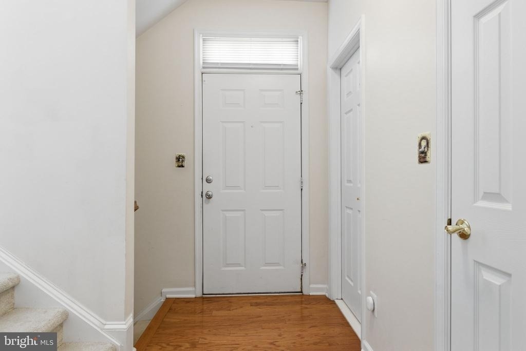 43905 Hickory Corner Terrace - Photo 3