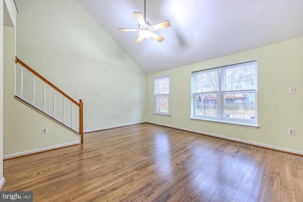 8200 Maple Ridge Avenue - Photo 19