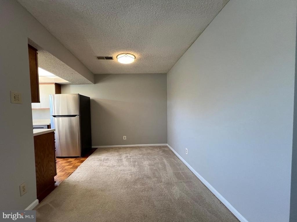 12100 Greenway Court - Photo 7